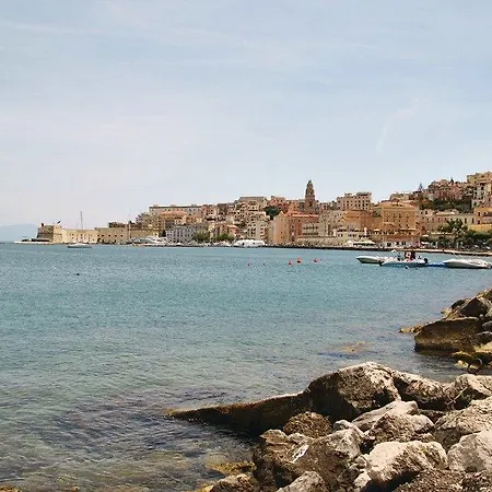 Romantic Cove Sperlonga